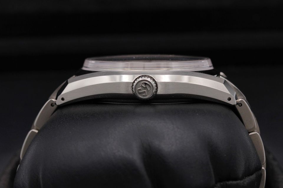 Grand Seiko Heritage Collection SBGA443 Image 3
